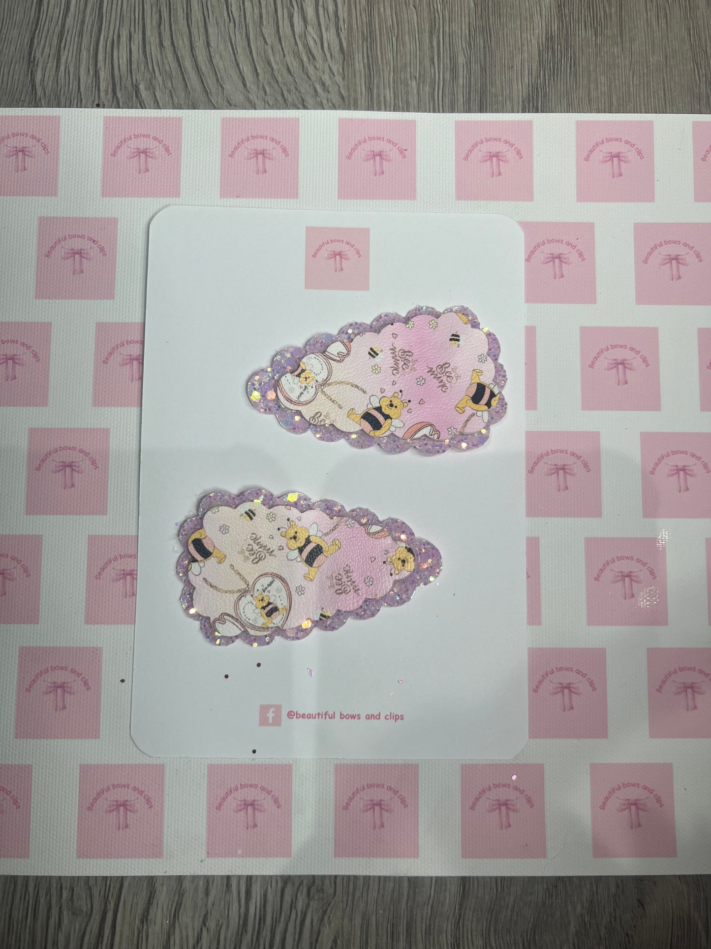 Pooh bear valentines clip set