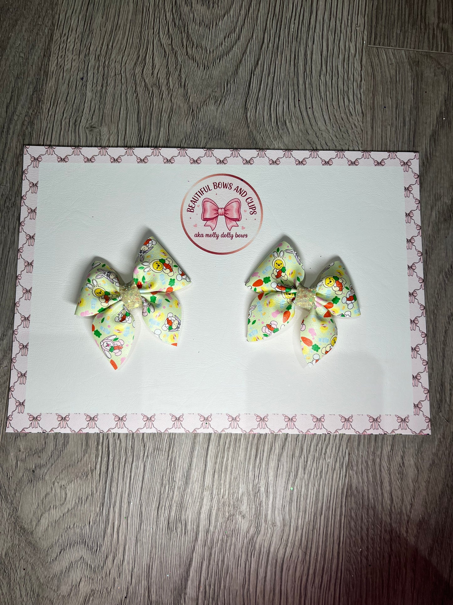 Pooh bear Easter hair bow set
