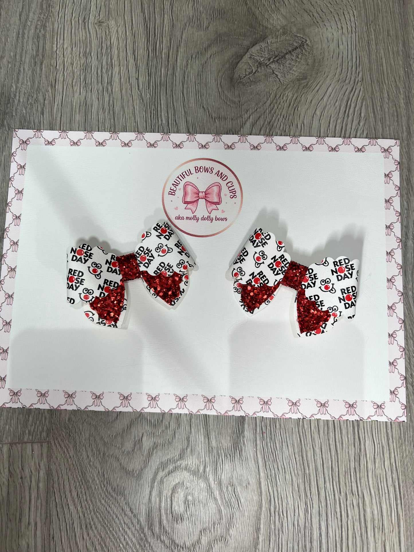 Red Nose Day hair bow set