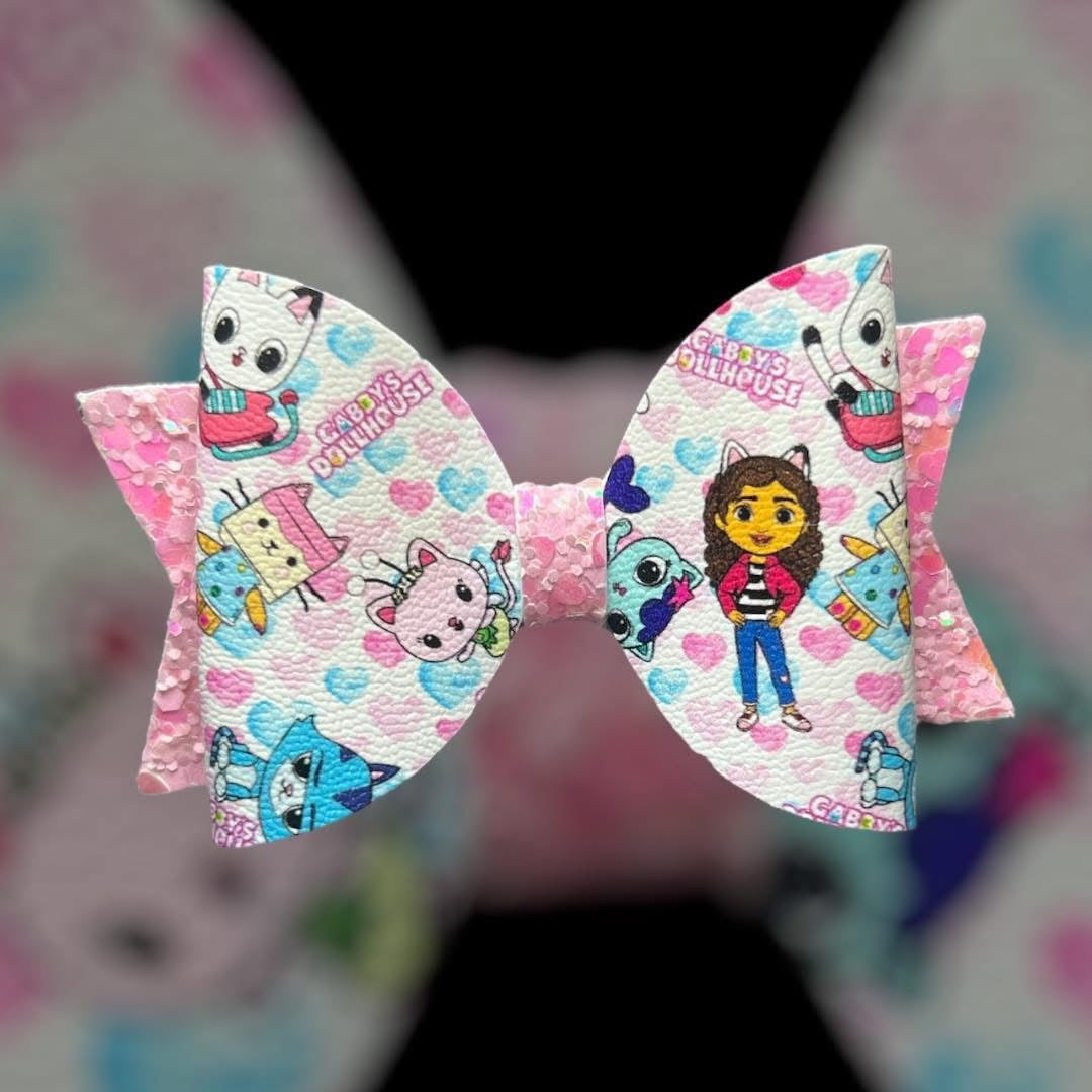 Dollhouse hair bow