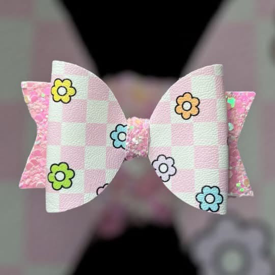 Checked daisy hair bow