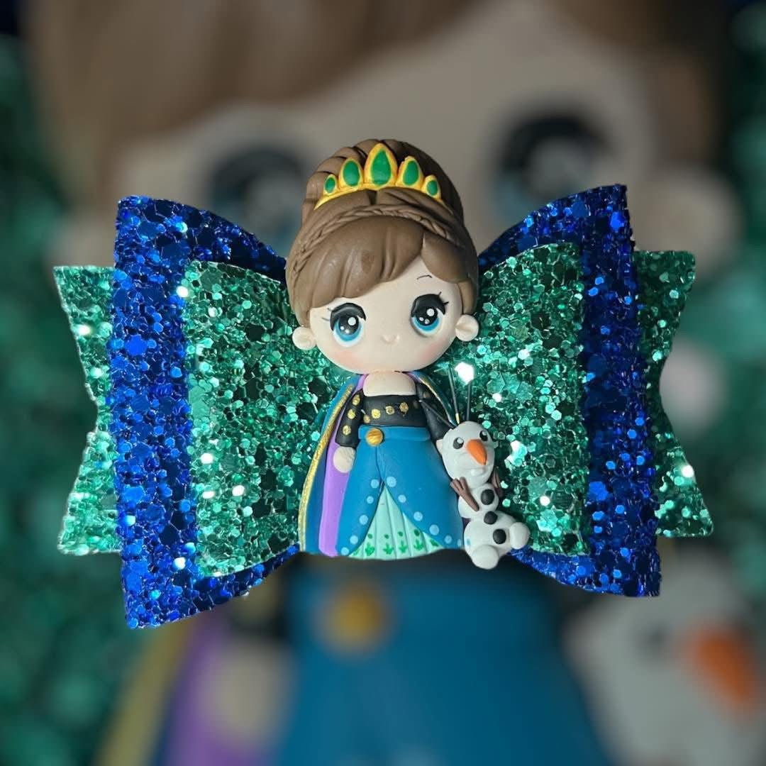 Anna hair bow