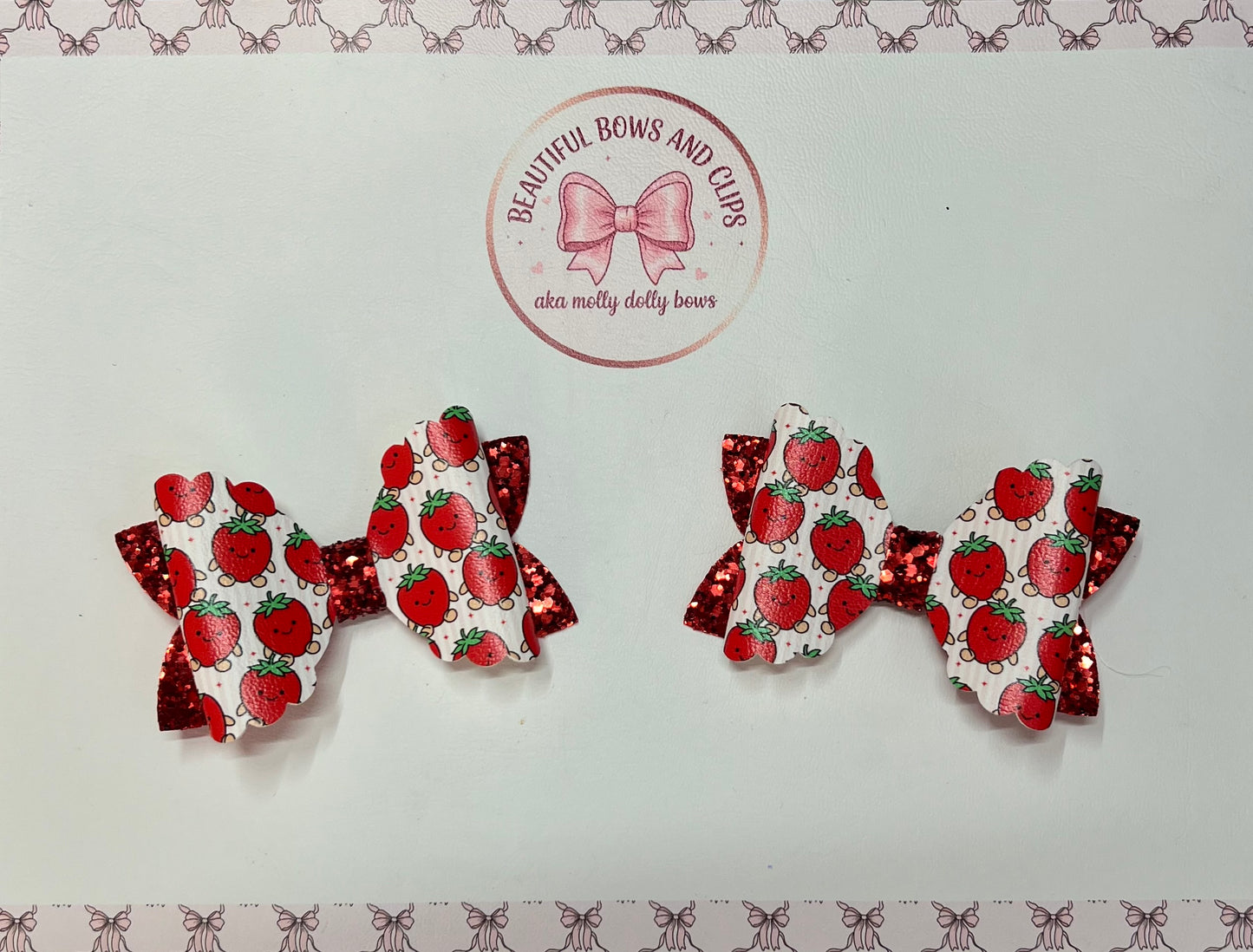 Jelly cat strawberry hair bow set