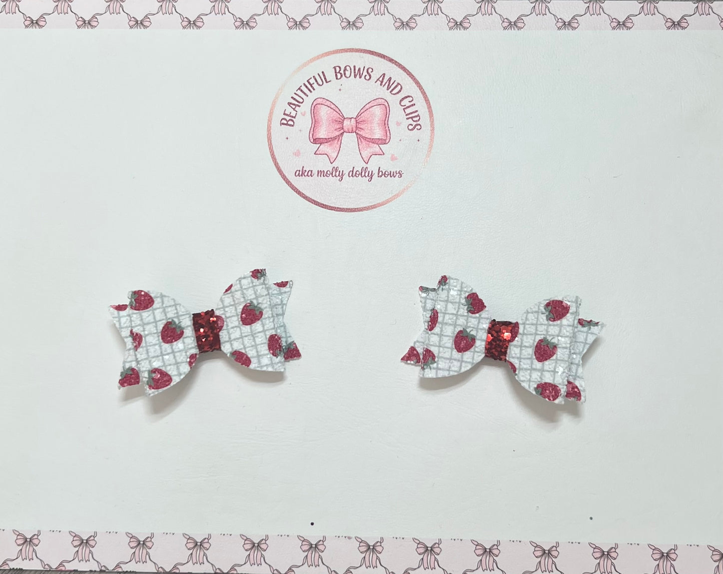 Strawberry glitter hair bow set