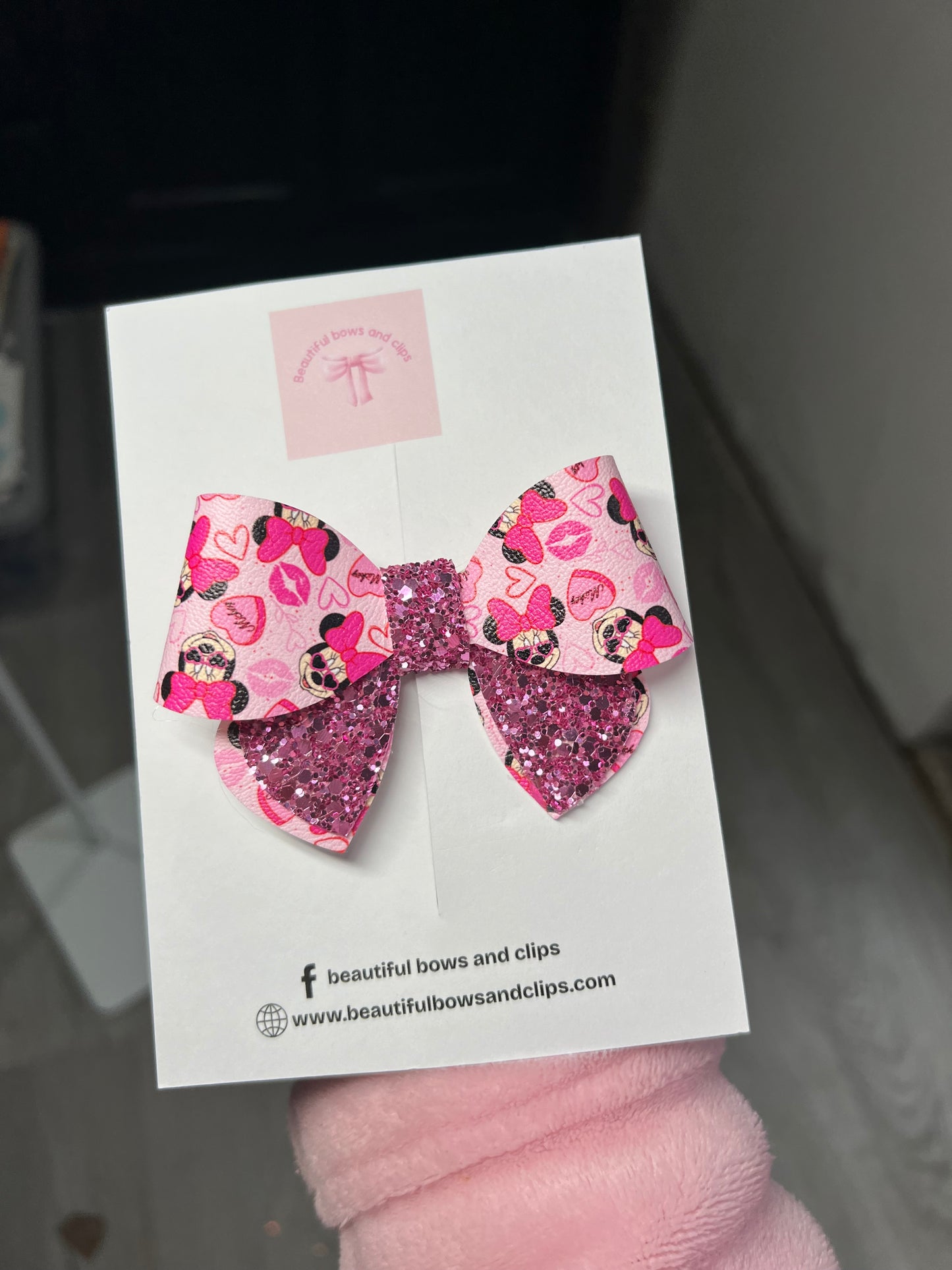 Minnie valentine hair bow set