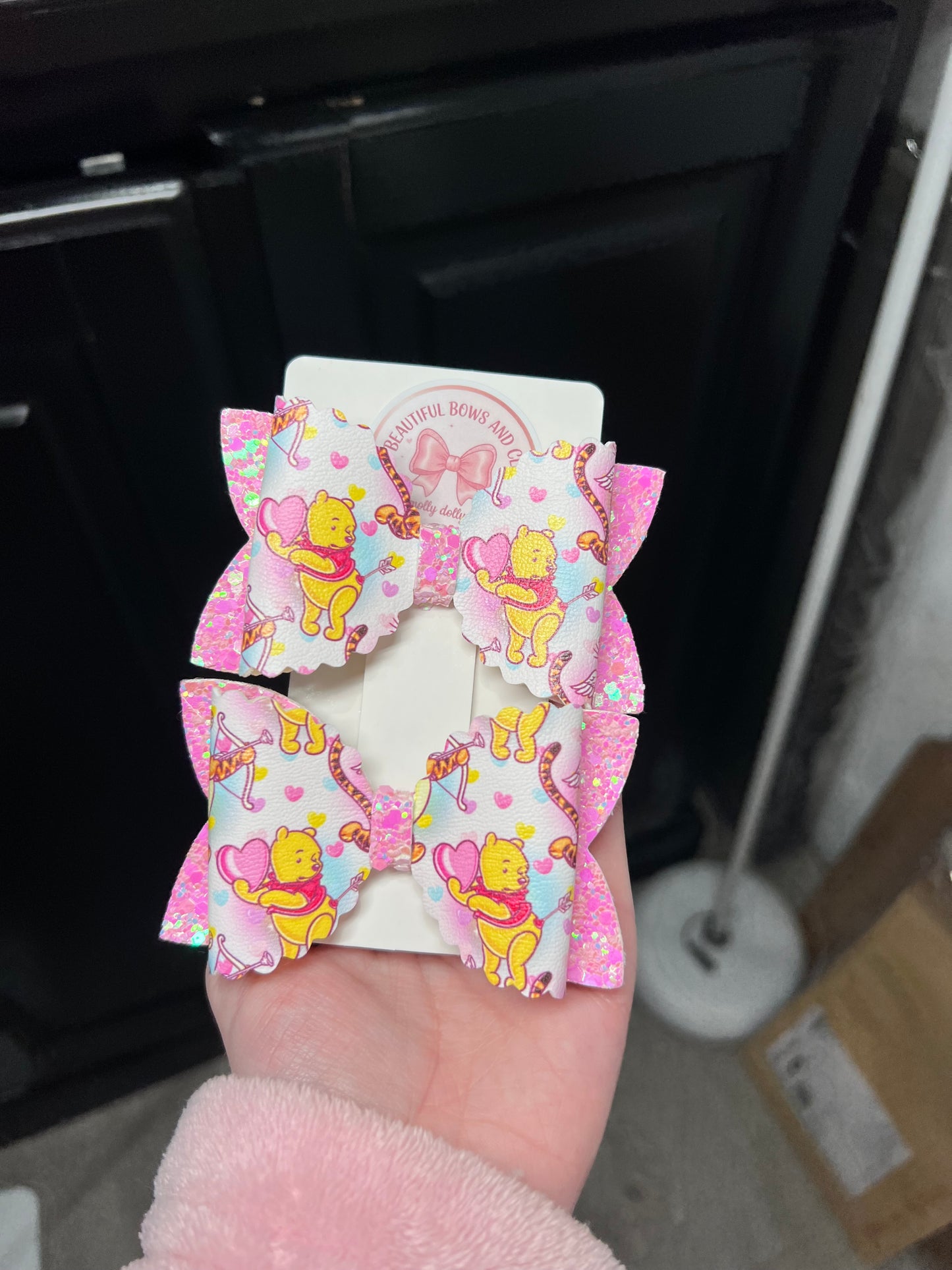 Pooh bear valentines hair bow set