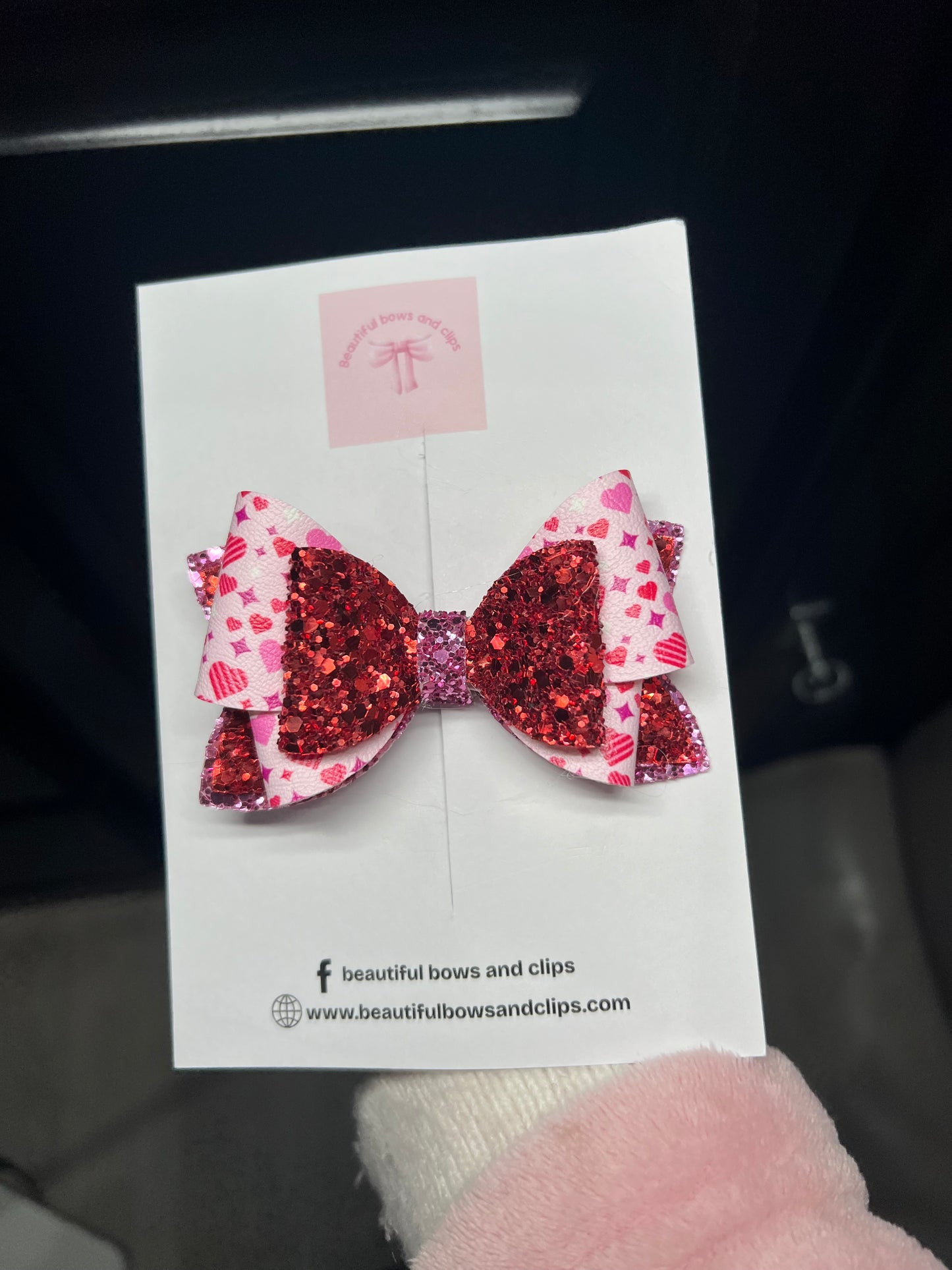 Hearts valentines hair bow