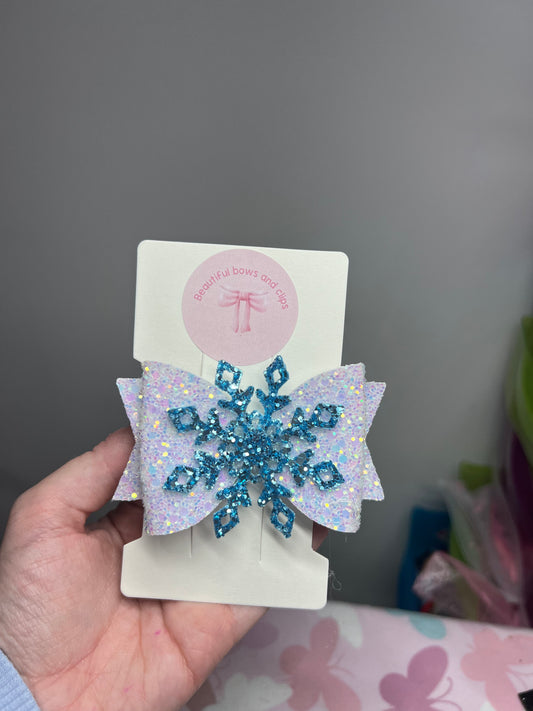 Snowflake hair bow