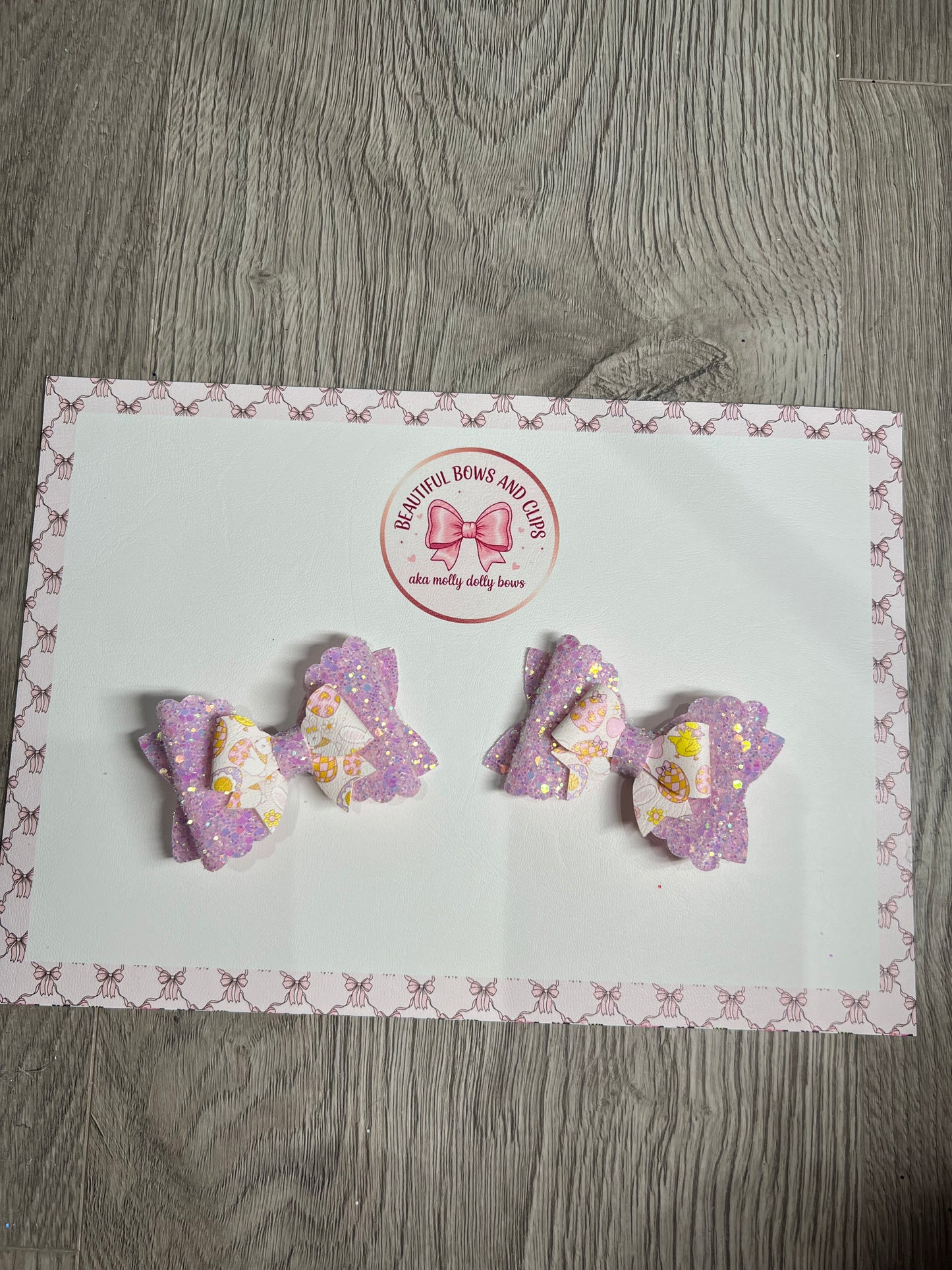 Groovy Easter hair bow set