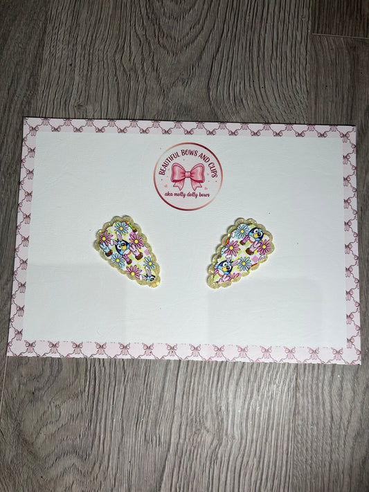 Blue dog Easter hair clip set