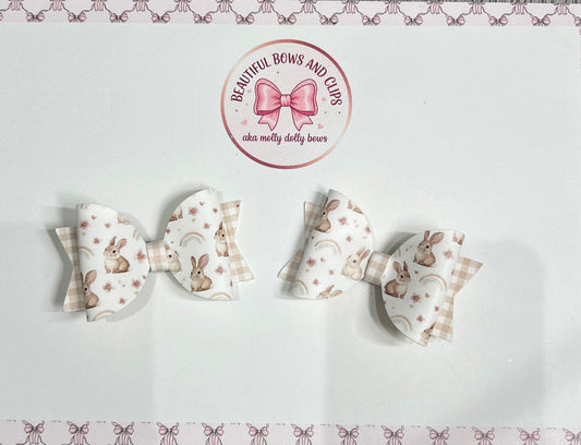 Bunnies and gingham hair bow set