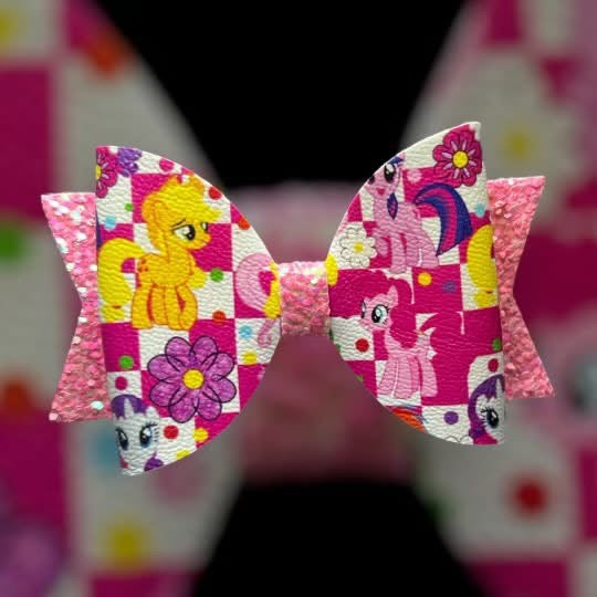 Pony hair bow