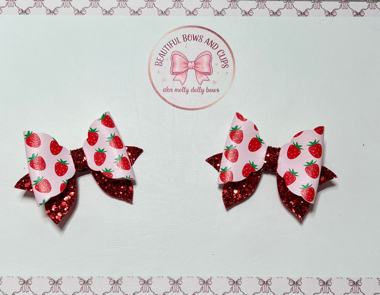 Strawberry’s hair bow set