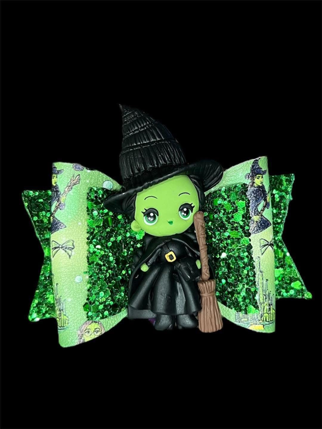 Cynthia hair bow