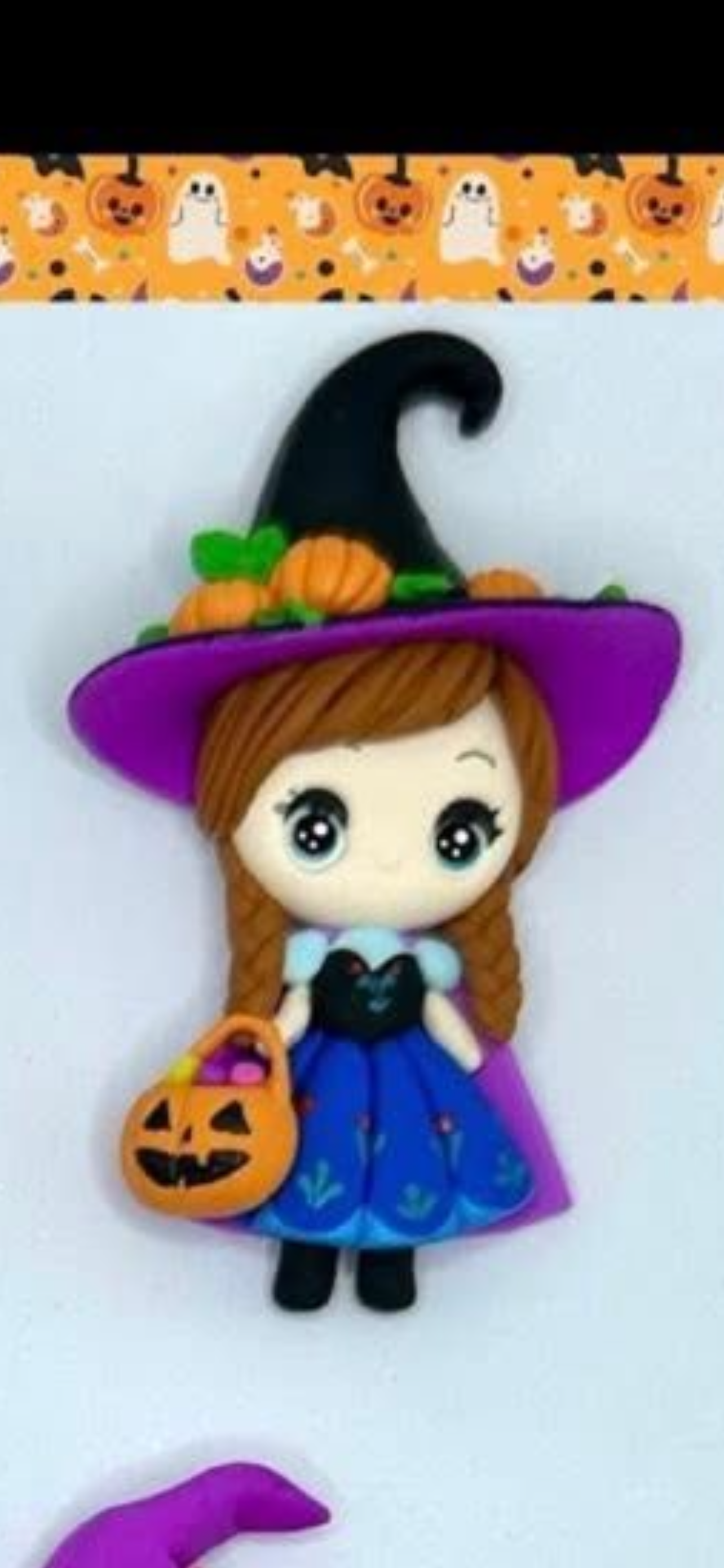 Anna witch hair bow