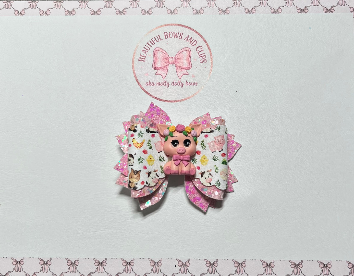 Pig hair bow