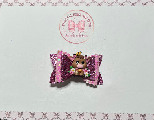 Pink highland cow hair bow